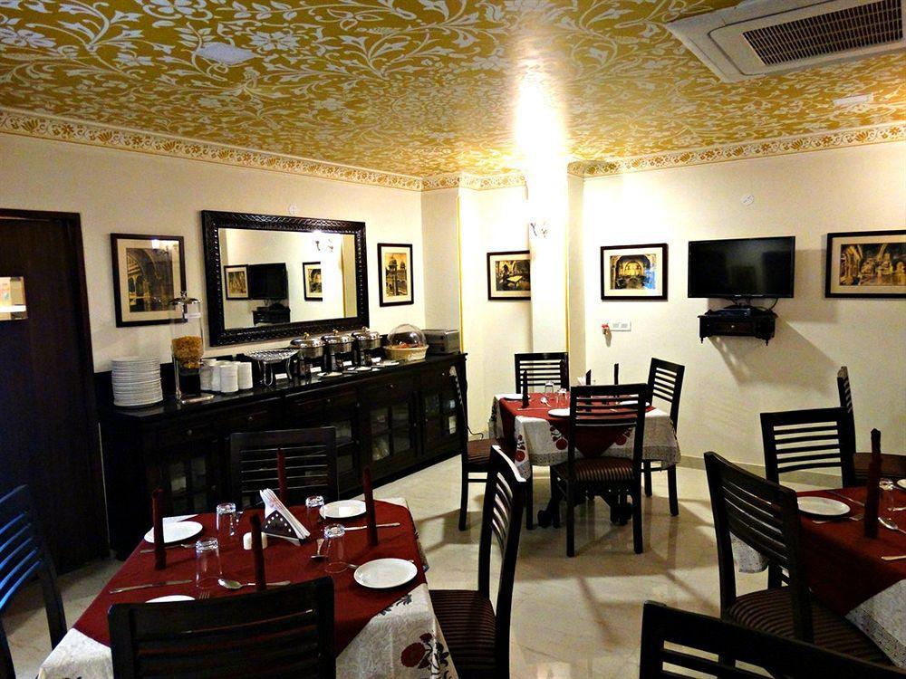 Umaid Residency - A Regal Heritage Home Jaipur Exterior photo